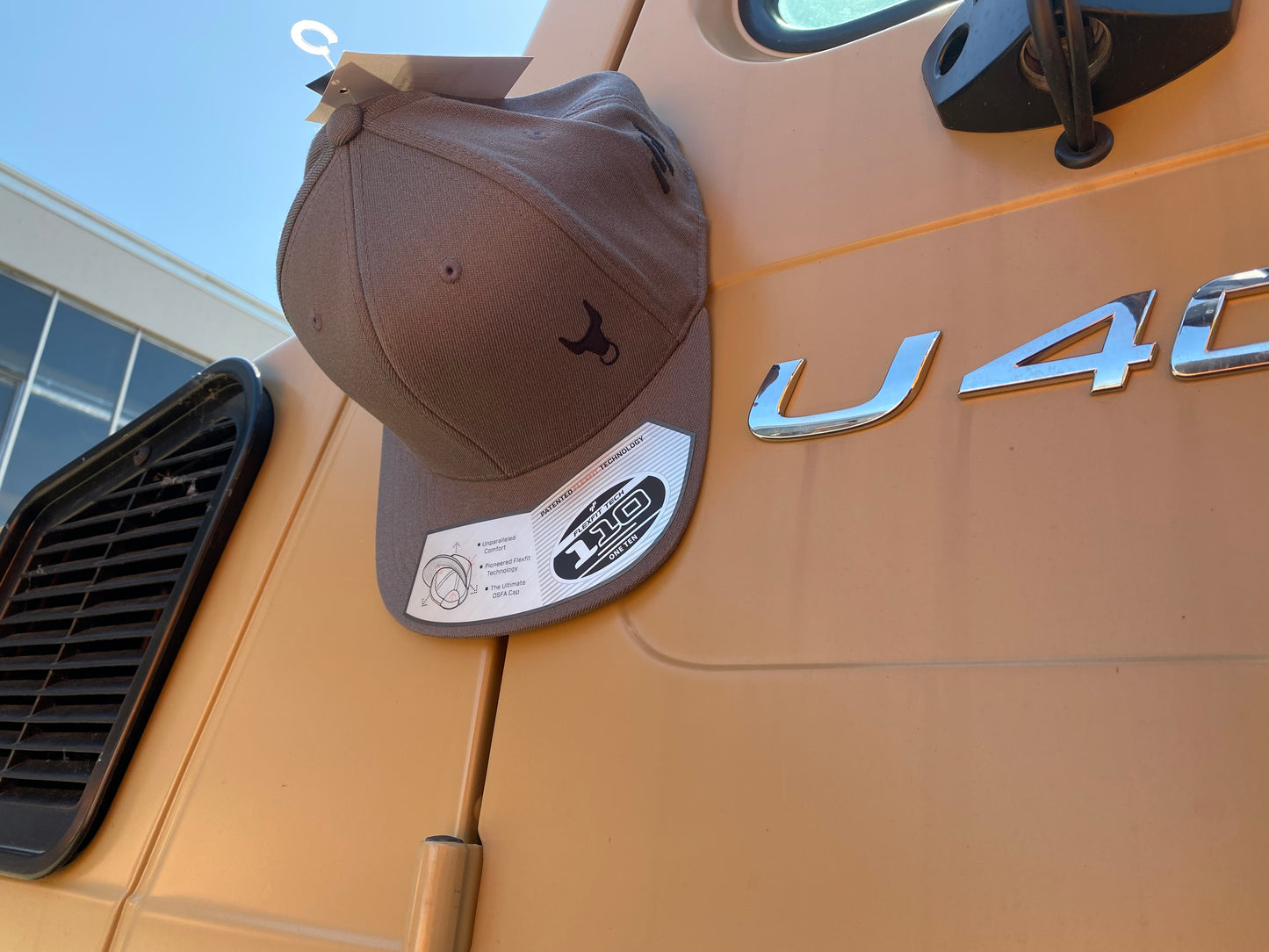 UNIMOG Snapback Cap (Flexfit) grau