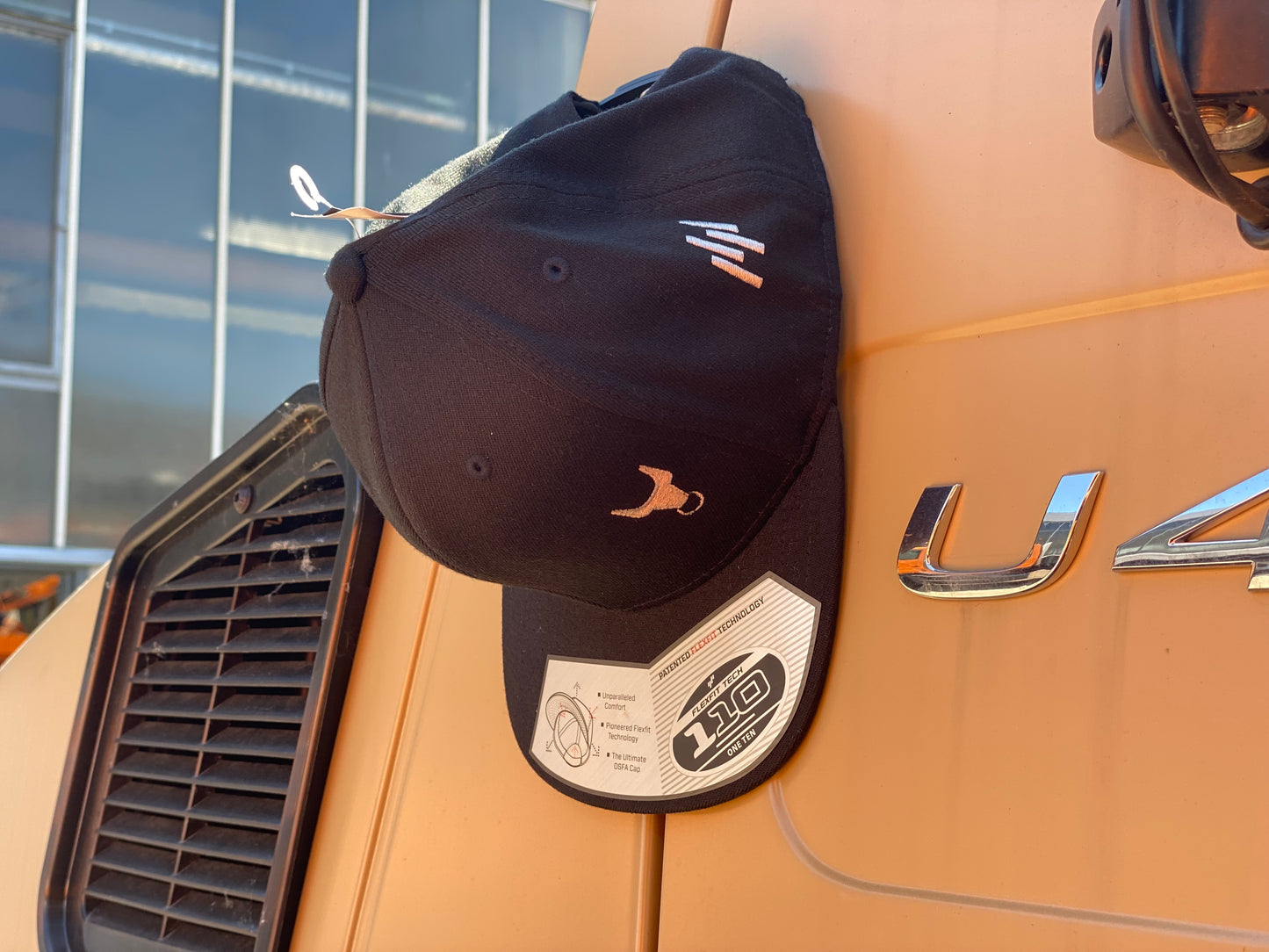 UNIMOG Snapback Cap (Flexfit) schwarz