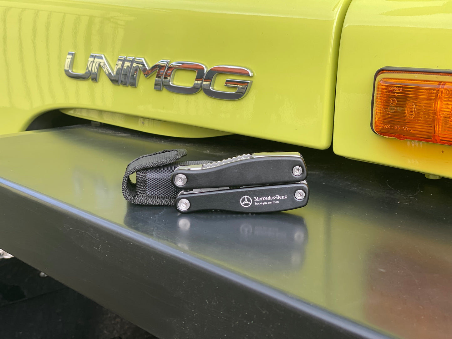 Multitool mit Gürteltasche