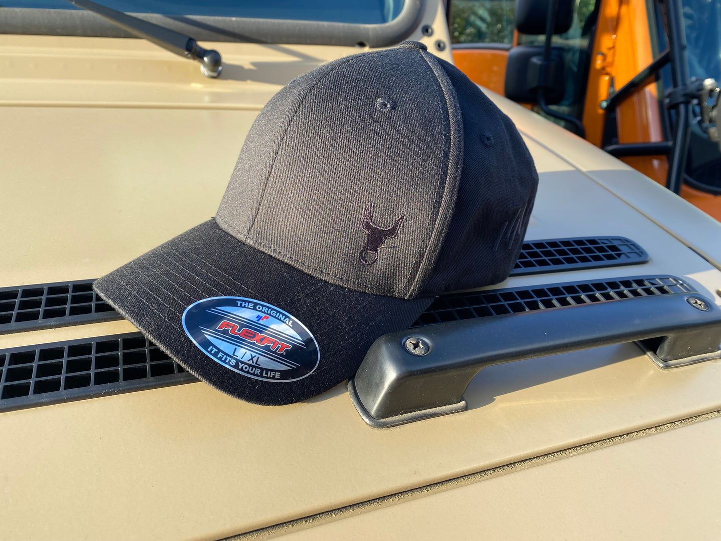 UNIMOG Cap (Flexfit) schwarz Original (L/XL)
