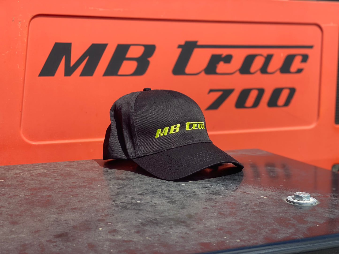 MB Trac Cap