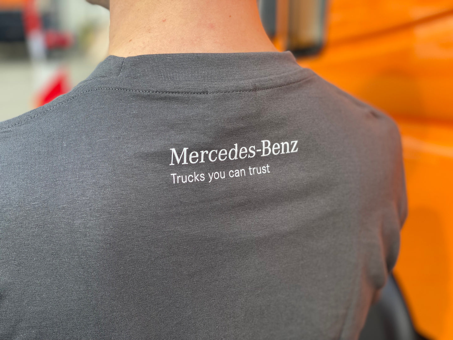 UNIMOG T-Shirt Graphit