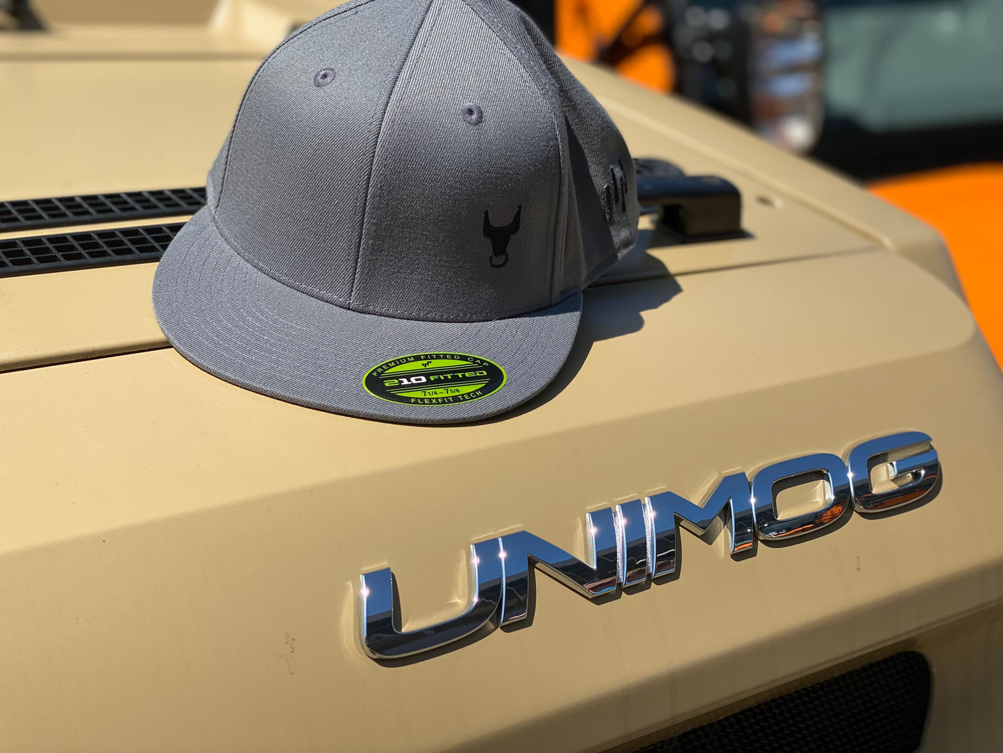 UNIMOG  Cap (Flexfit) grau (L/XL)