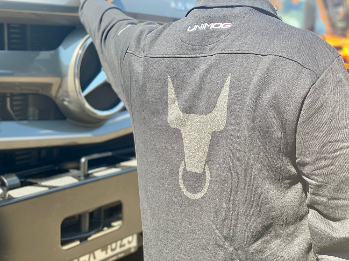 UNIMOG Sweatshirt, schwarz - Unimogshop RKF, Bleses, Unimog, Shop, MB, Trac, mercedesunimog, unimog feuerwehr, unimog agrar, unimog modell, unimog kaufen, unimog wohnmobil, benz, unimog bundeswehr