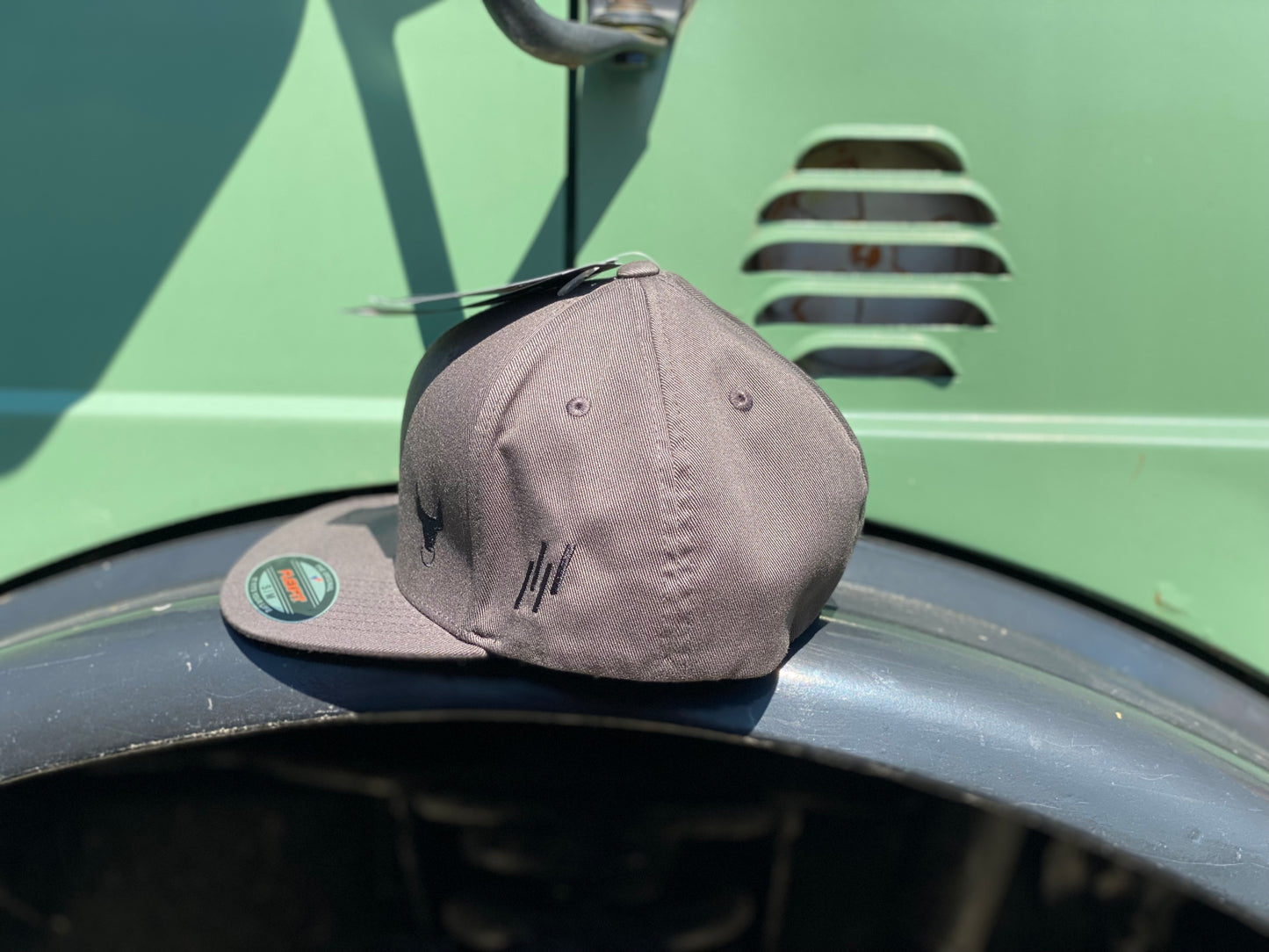 UNIMOG Cap (Flexfit) dunkelgrau Original (S/M)