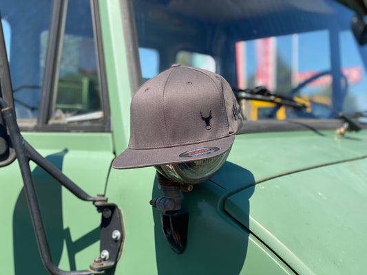 UNIMOG Cap (Flexfit) dunkelgrau Original (L/XL)