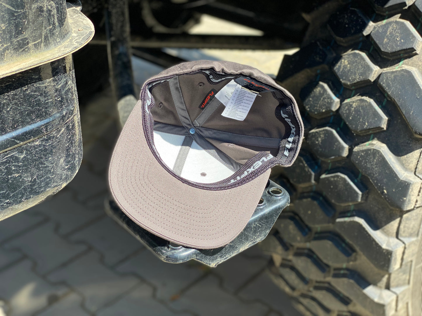 UNIMOG Cap (Flexfit) dunkelgrau Original (L/XL)