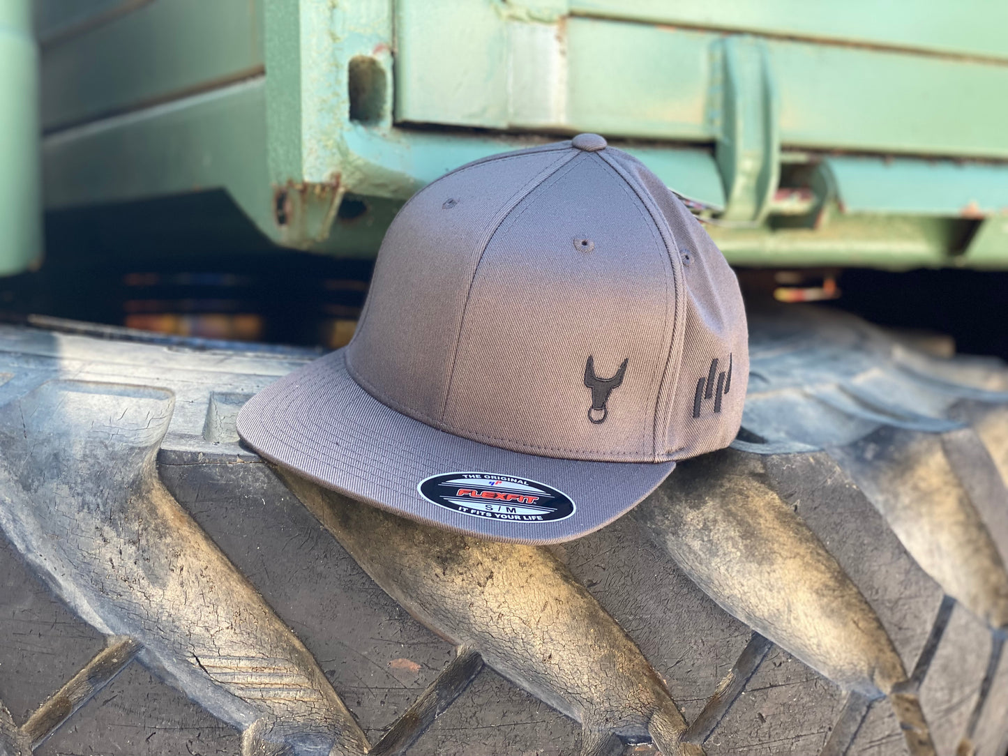 UNIMOG Cap (Flexfit) dunkelgrau Original (S/M)